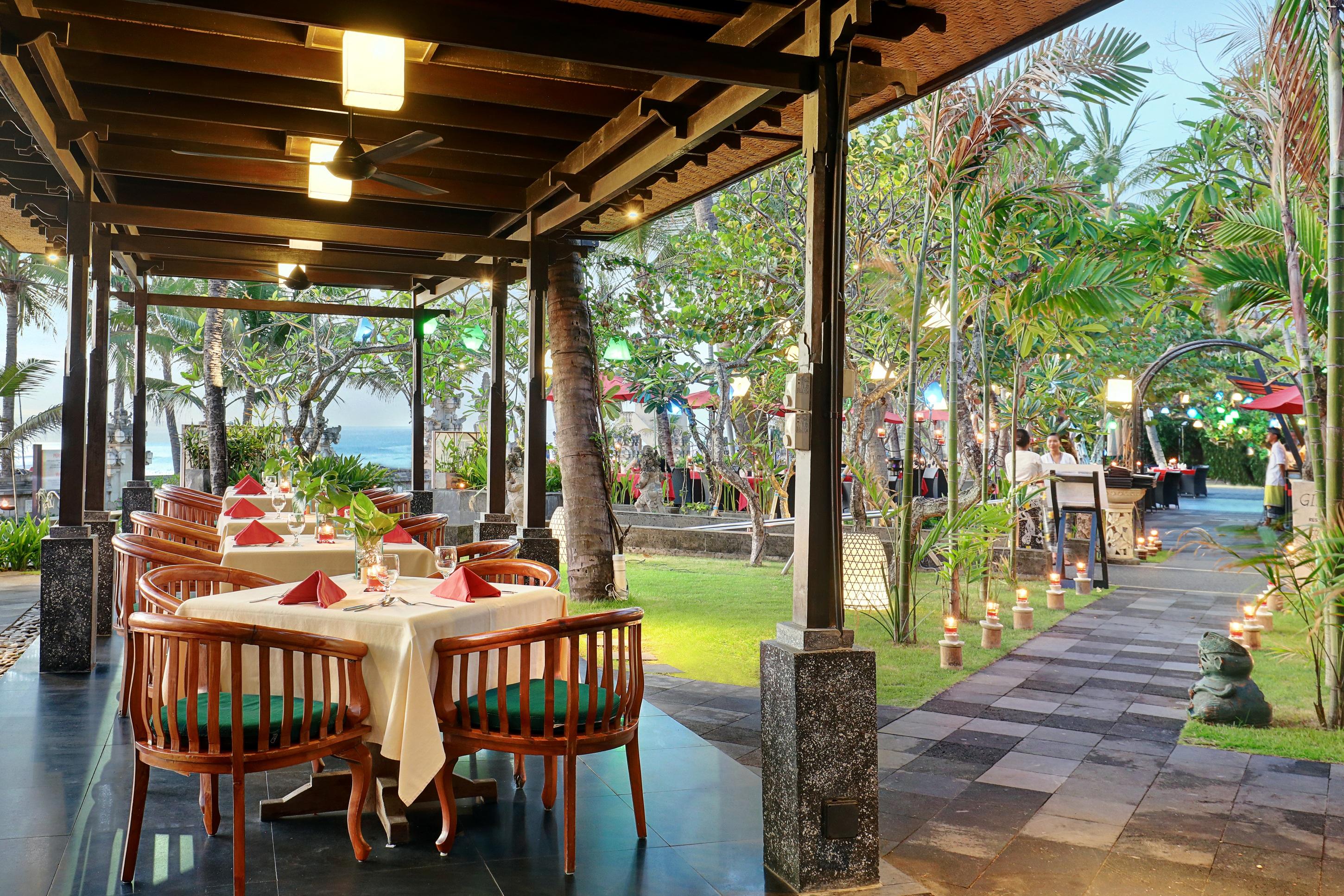 Legian Beach Hotel Kültér fotó